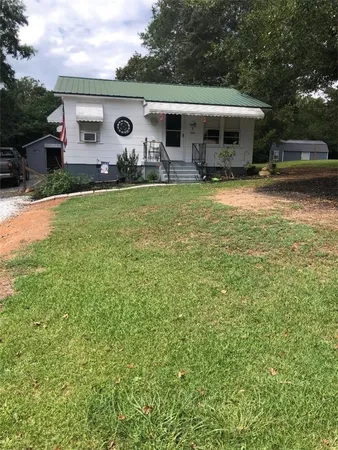 $129,900 | 904 Hampton Street, Iva, SC 29655