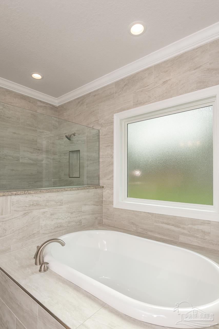 1121 Adrian Way Milton, FL 32583 - Photo 19 of 35