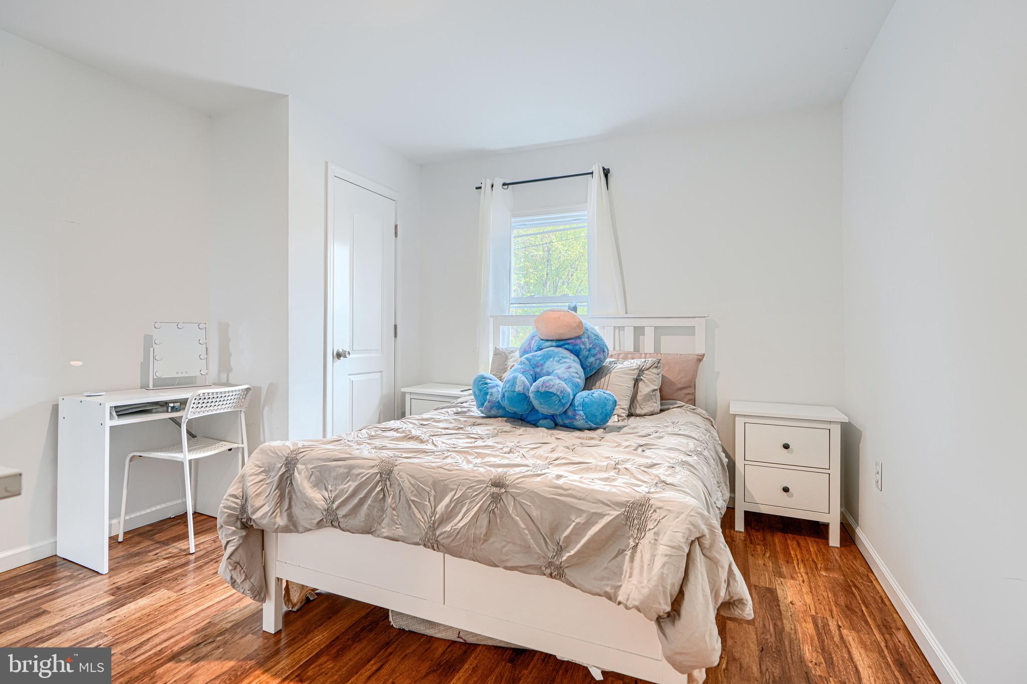 2524 Sycamore Avenue Sparrows Point, MD 21219 - Photo 16 of 34 Bedroom one