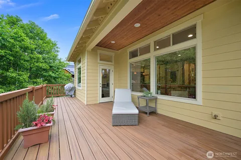 a view of a house with sitting area
