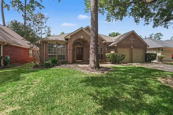 $370,000 | 11903 Lakewood Trail, Tomball, TX 77377