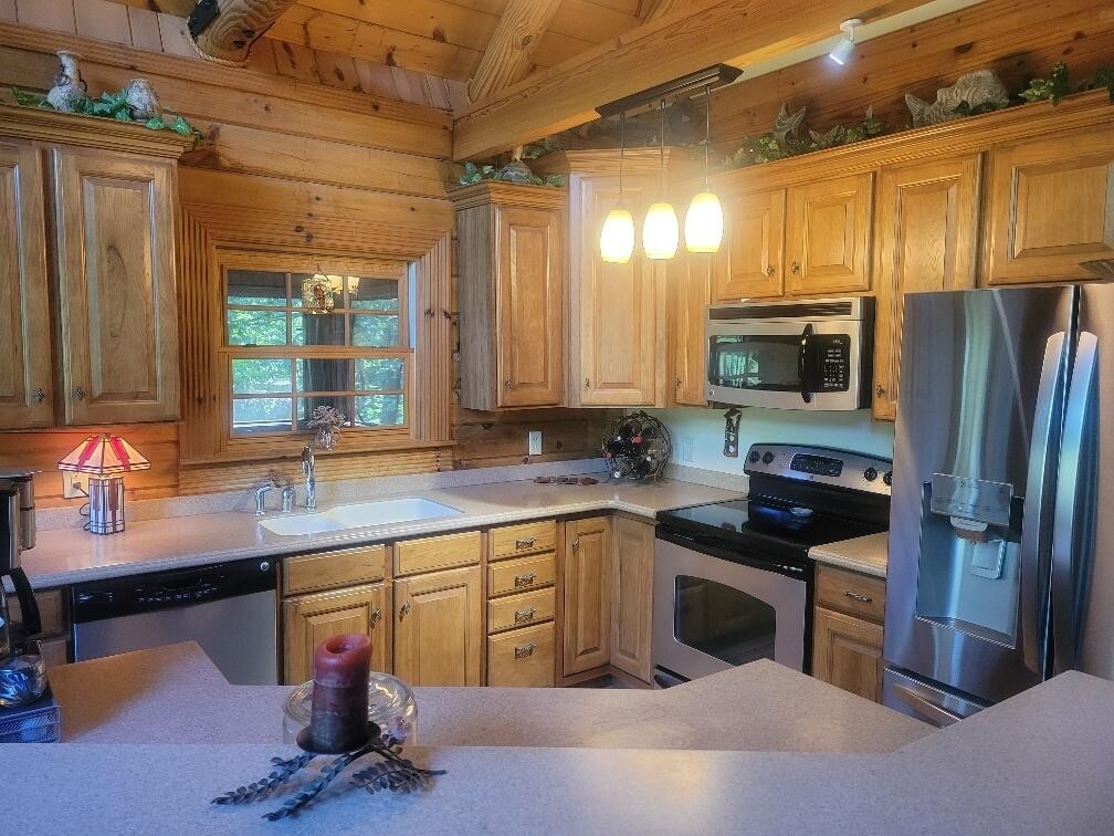 4514 Whetstone Road Sevierville, TN 37862 - Photo 4 of 31