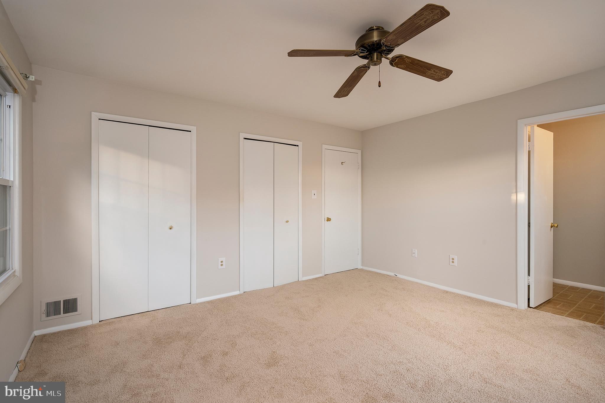 898 Snow Ridge Circle Gambrills, MD 21054 - Photo 15 of 25 Primary Bedroom (alt view)