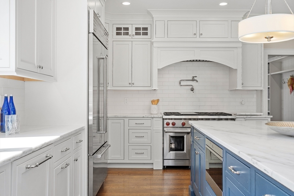1 Penny Lane Lexington, MA 02421 - Photo 13 of 40 Gallery Image 13
