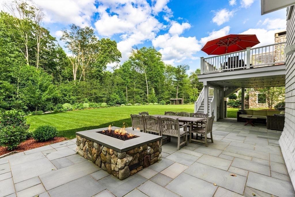 1 Penny Lane Lexington, MA 02421 - Photo 36 of 40 Gallery Image 36