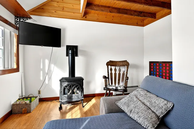 $524,900 | 5 Lyons Lane, Unit 5, Rangeley, ME 04970