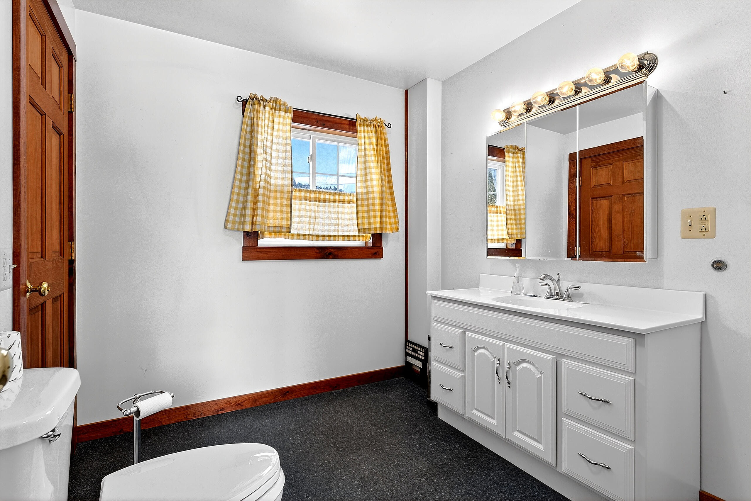 5 Lyons Lane, Unit 5 Rangeley, ME 04970 - Photo 18 of 40 013_DSC06396