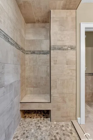 $599,000 | 320 White Drive, Lawrence, KS 66049