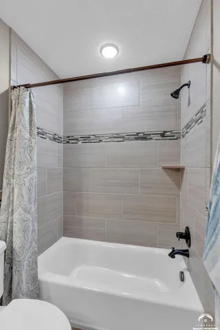 $599,000 | 320 White Drive, Lawrence, KS 66049