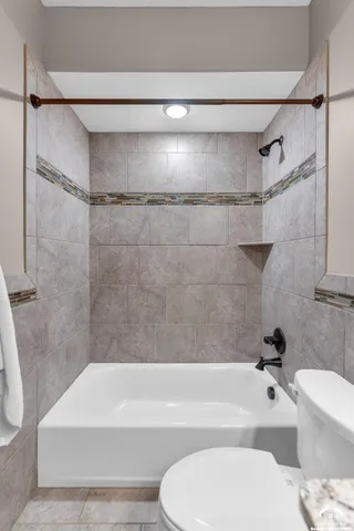 $599,000 | 320 White Drive, Lawrence, KS 66049