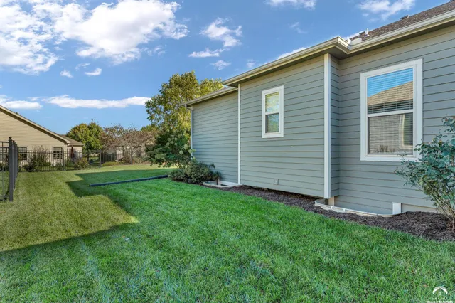 $599,000 | 320 White Drive, Lawrence, KS 66049