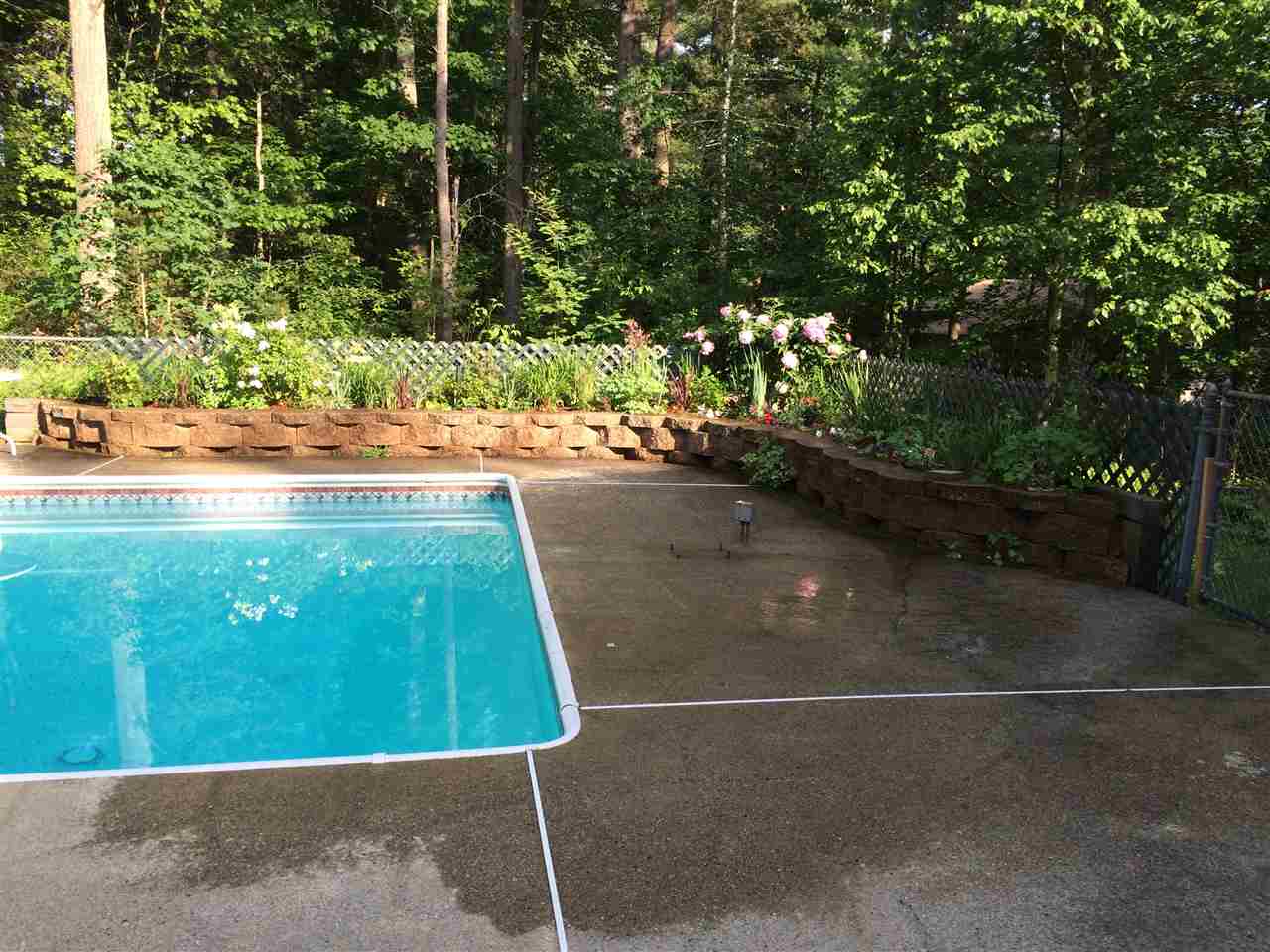 36 Simpson Road Pelham, NH 03076 - Photo 32 of 35