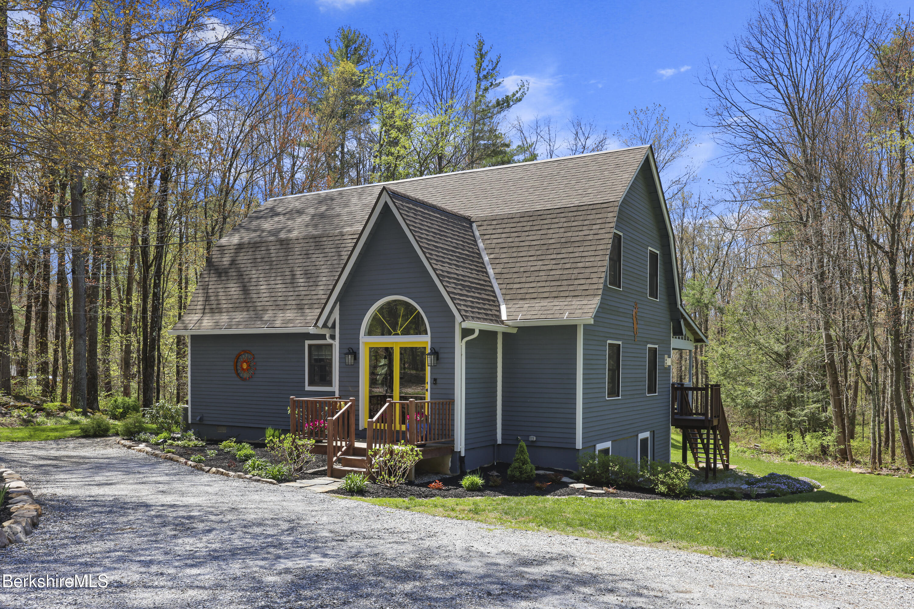 594 Shunpike Road Sheffield, MA 01222 - Photo 44 of 49 20 Exterior Front