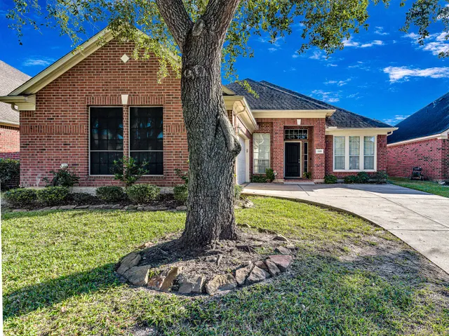 $2,500 | 3319 Shadowbark Drive, Houston, TX 77082