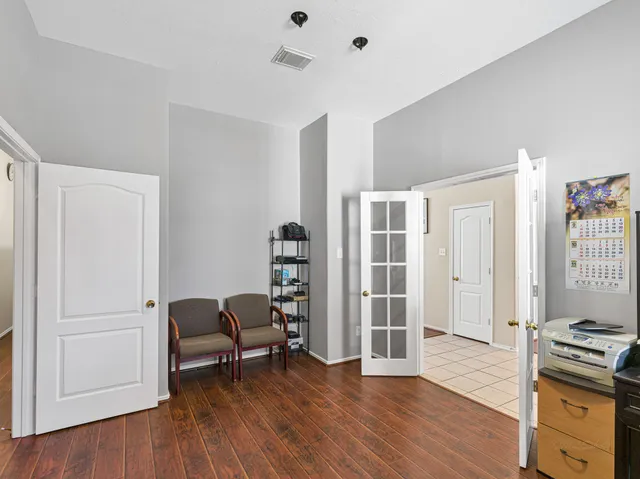 $2,500 | 3319 Shadowbark Drive, Houston, TX 77082