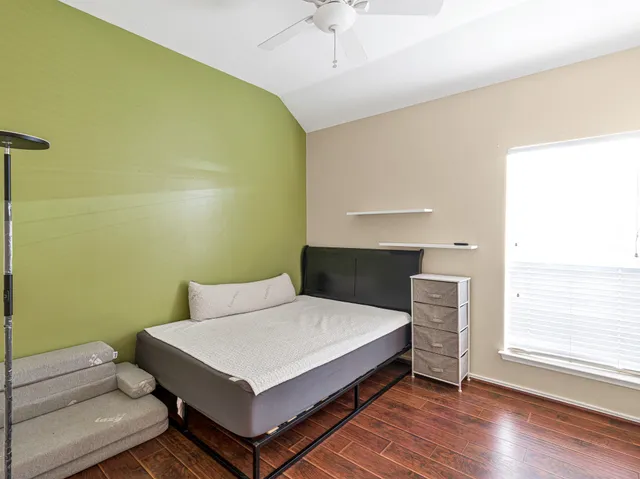 $2,500 | 3319 Shadowbark Drive, Houston, TX 77082