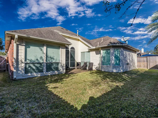 $2,500 | 3319 Shadowbark Drive, Houston, TX 77082