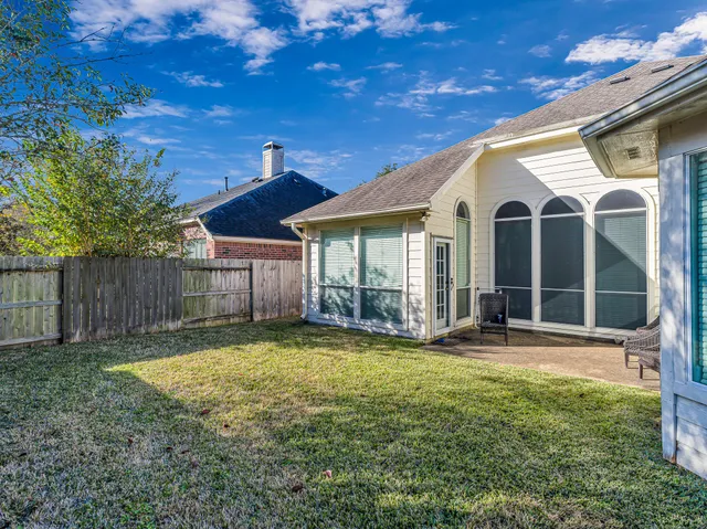 $2,500 | 3319 Shadowbark Drive, Houston, TX 77082