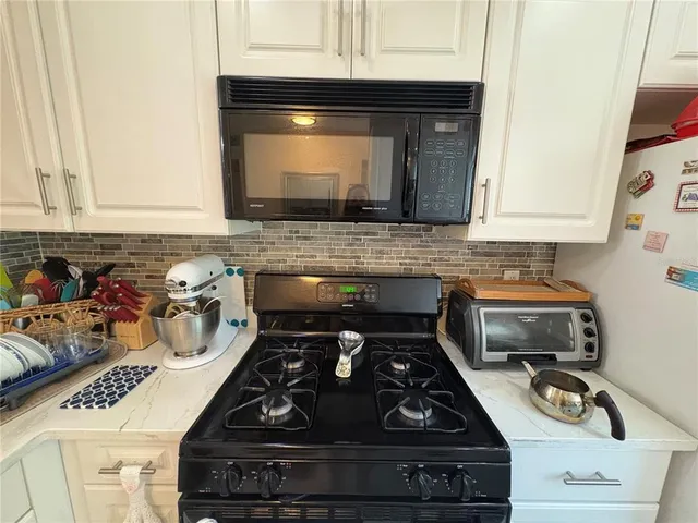 $1,800 | 1606 Flint Drive West, Clearwater, FL 33759