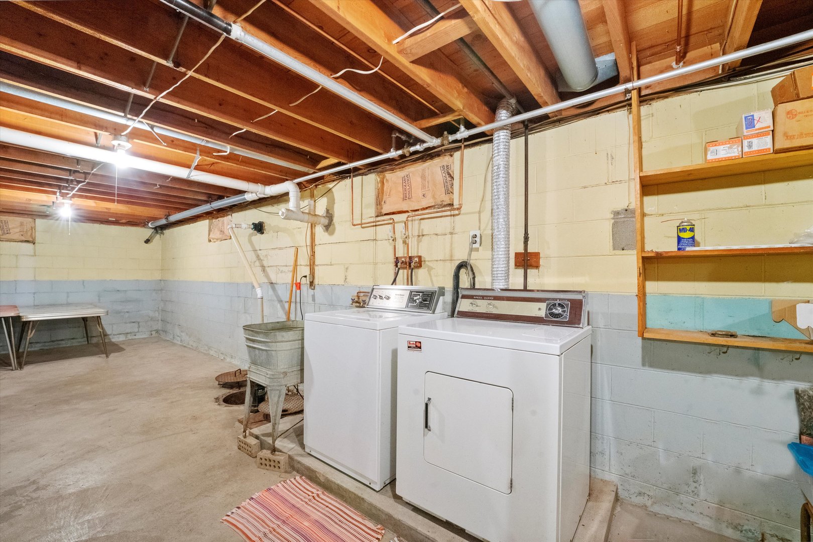 222 Roberts Road New Lenox, IL 60451 - Photo 19 of 24 a utility room with dryer and washer