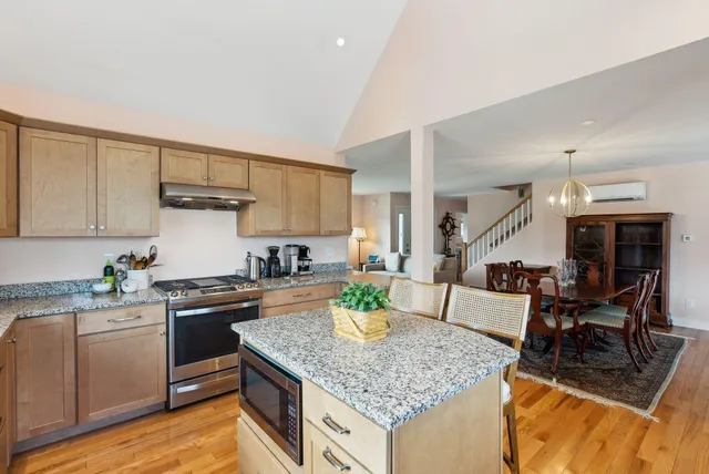 $819,000 | 2 Foxglove Way, Unit 89, Brunswick, ME 04011