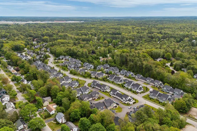 $819,000 | 2 Foxglove Way, Unit 89, Brunswick, ME 04011