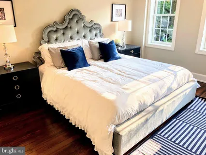 $4,495 | 106 7th Street Southeast, Washington, DC 20003