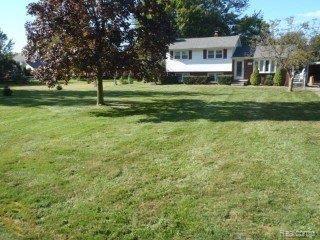 32580 West Road New Boston, MI 48164 - Photo 1 of 2 WEST 1