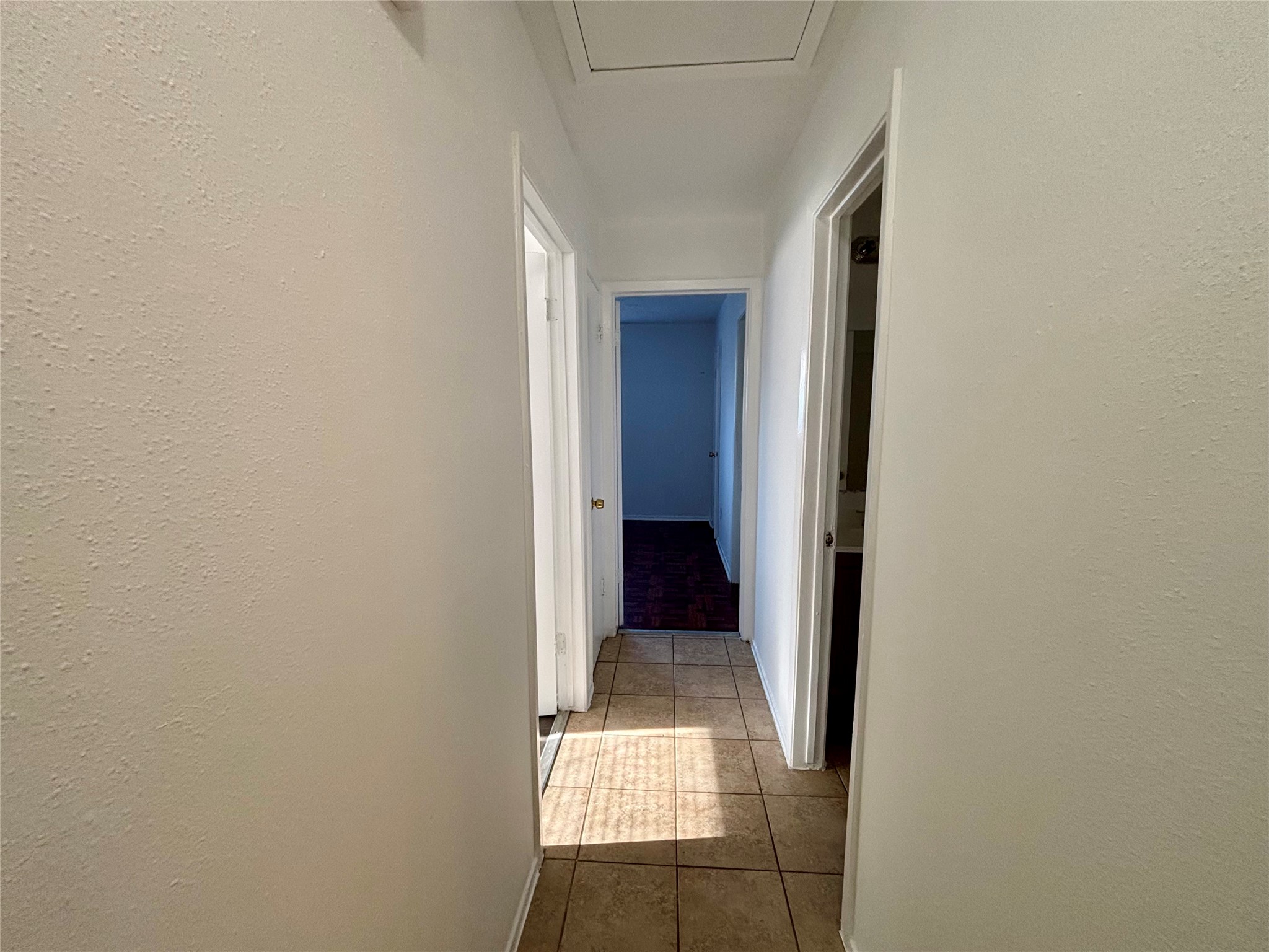 4903 Raven Ridge Drive Houston, TX 77053 - Photo 18 of 20 a view of a hallway