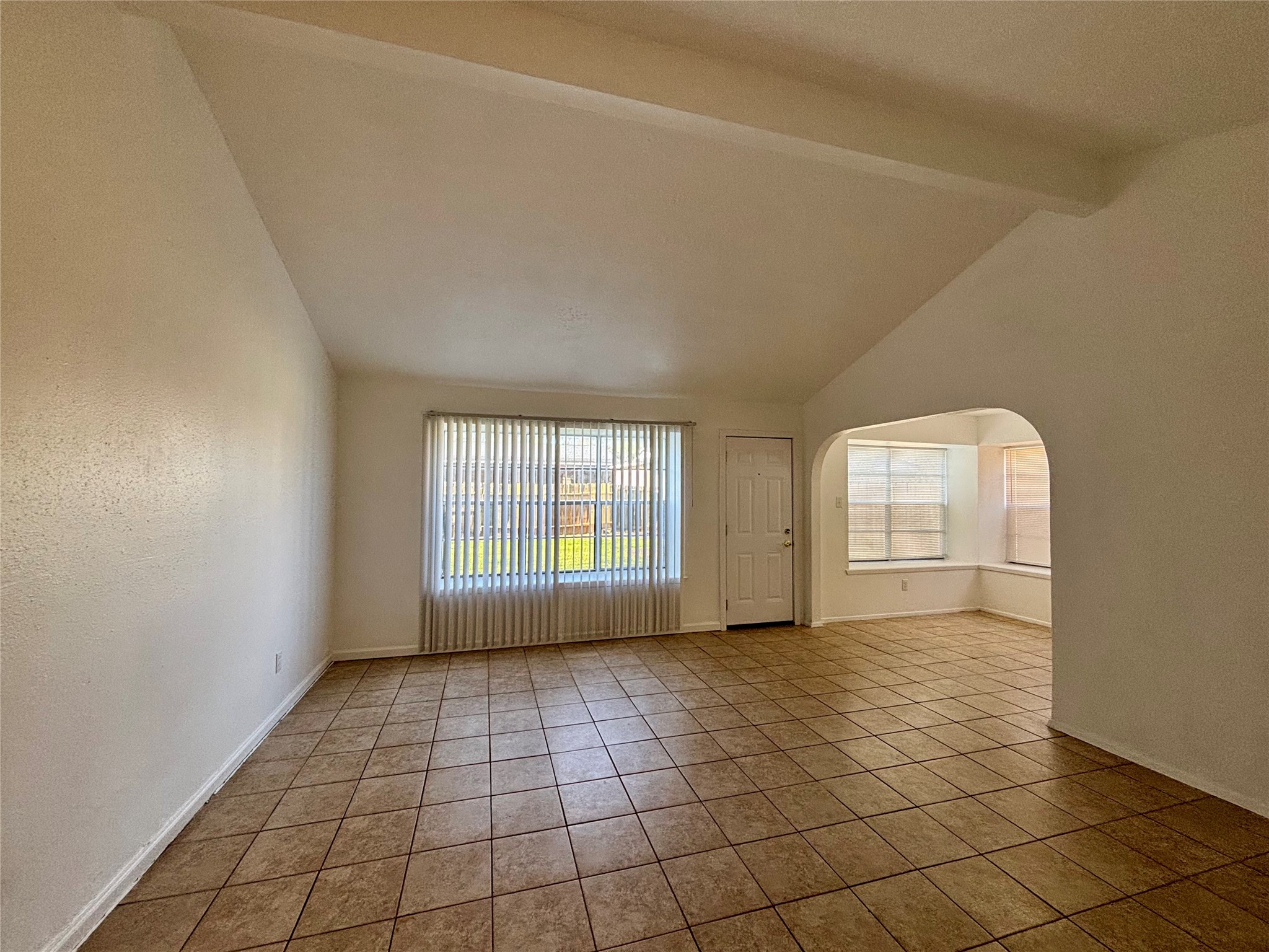 4903 Raven Ridge Drive Houston, TX 77053 - Photo 10 of 20 a view of an empty room and window