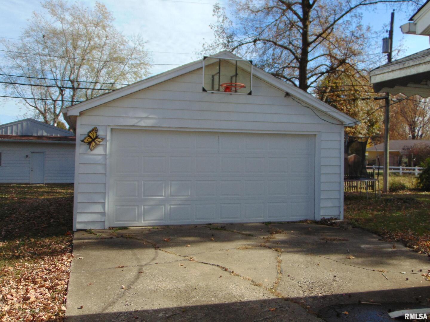 936 North 22nd Street Murphysboro, IL 62966 - Photo 3 of 11