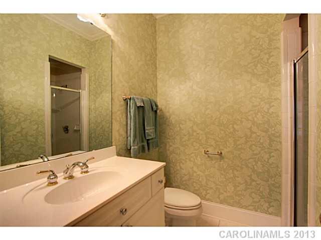950 Queens Road, Unit 950 Charlotte, NC 28207 - Photo 15 of 16 Gallery Image 15