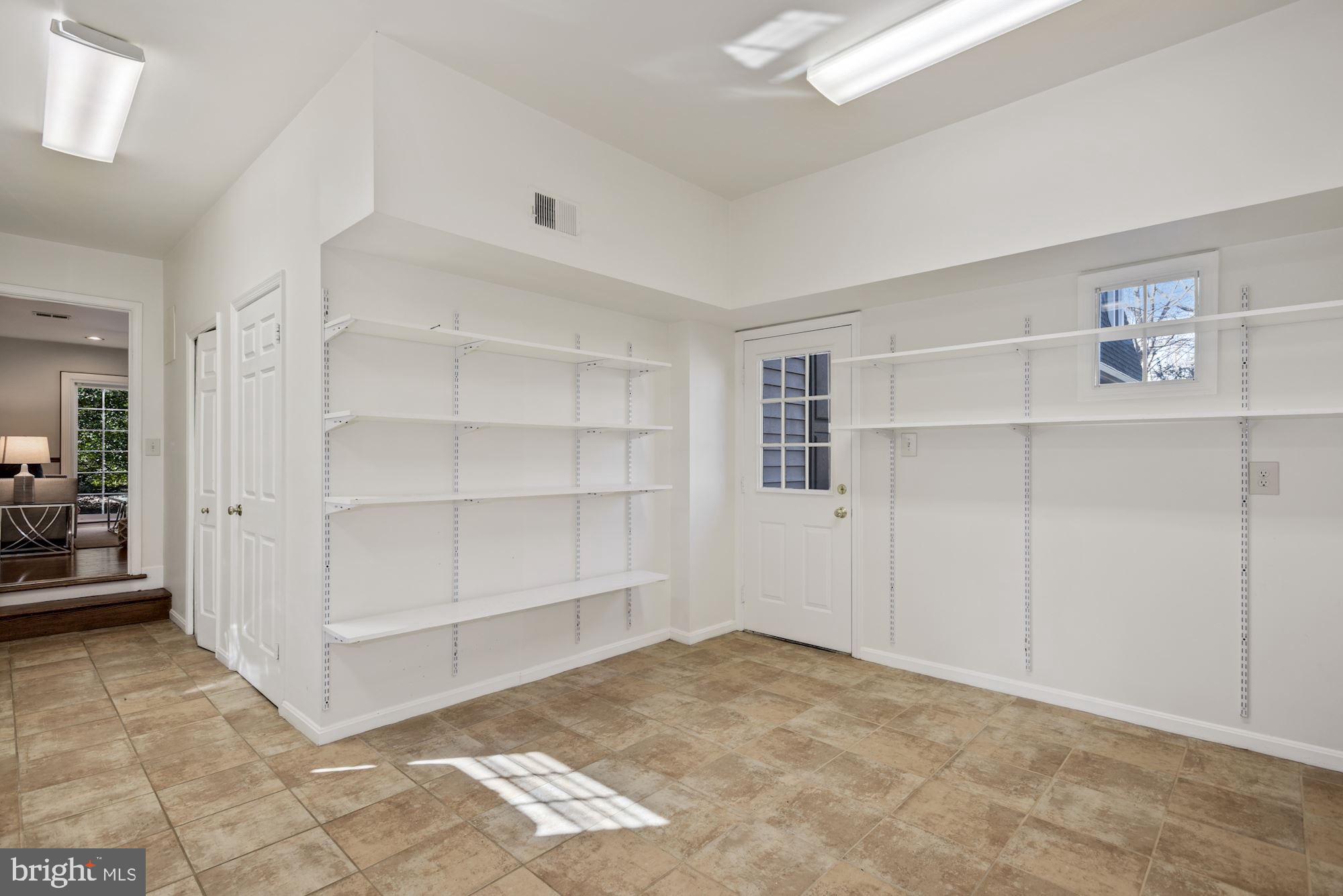 2272 Crows Nest Lane Reston, VA 20191 - Photo 17 of 36 Gallery Image 17