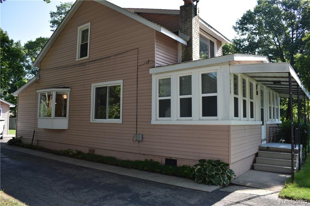 7720 Bridge Road Waterford, MI 48329 - Photo 2 of 21 DSC_0288.JPG