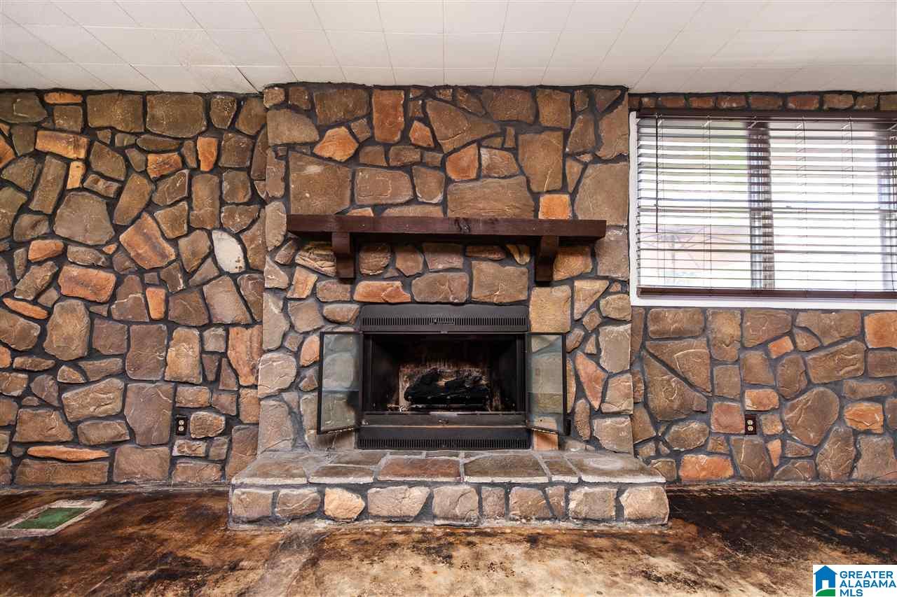 1824 Briar Meadow Road Birmingham, AL 35210 - Photo 7 of 32