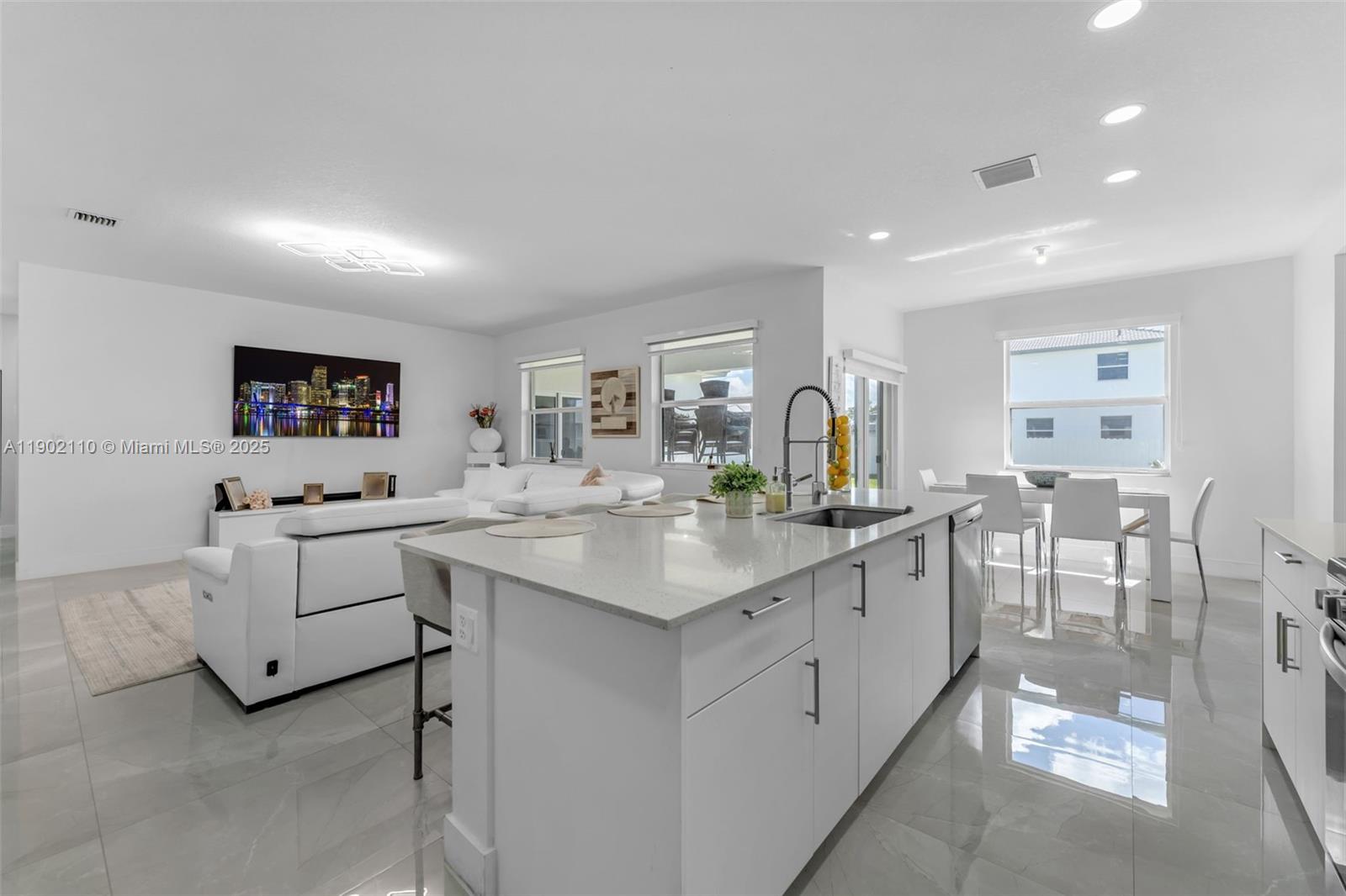 19866 Southwest 320th Street Homestead, FL 33030 - Photo 16 of 55