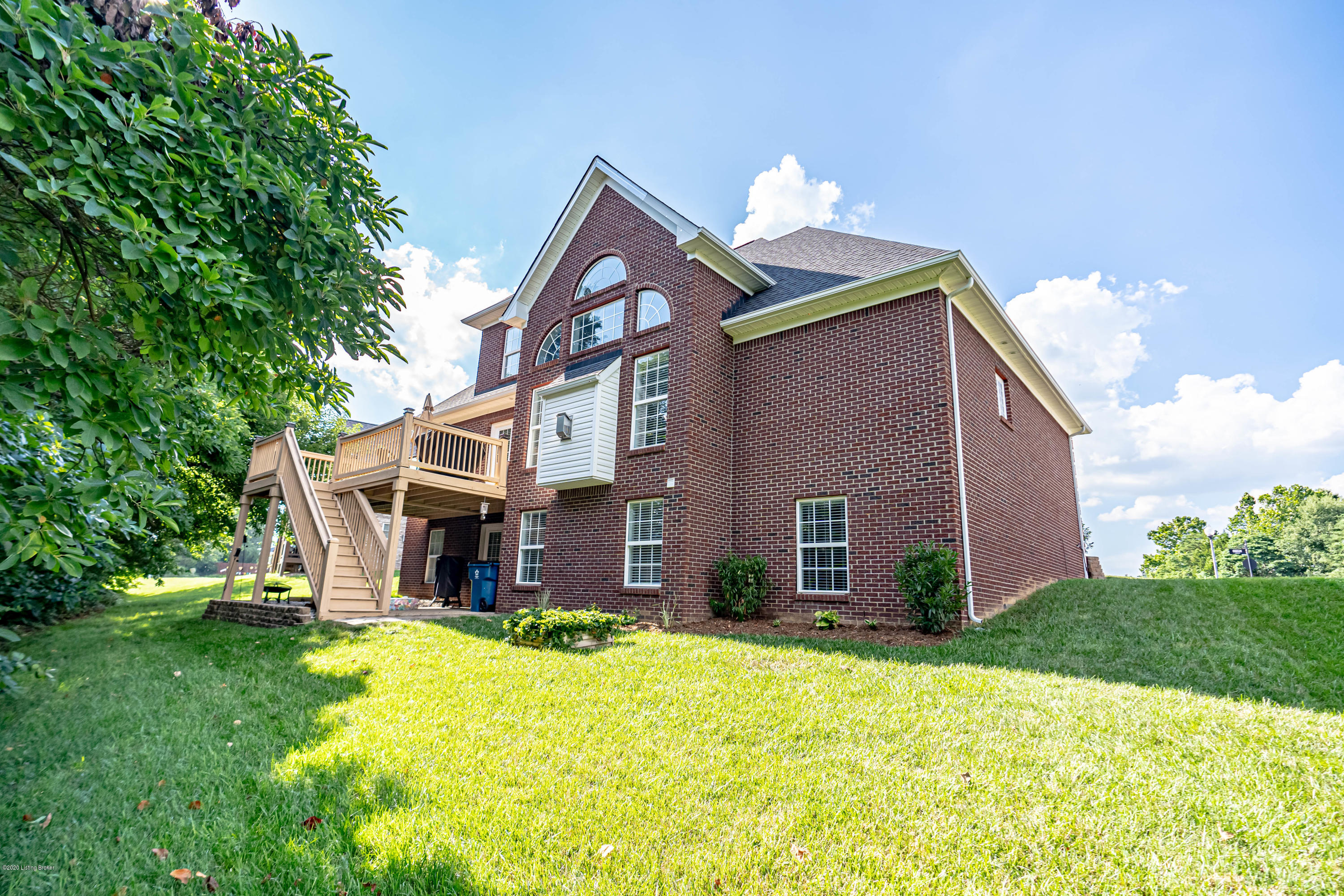 6716 Obryan Road Louisville, KY 40291 - Photo 5 of 61 DSC01506