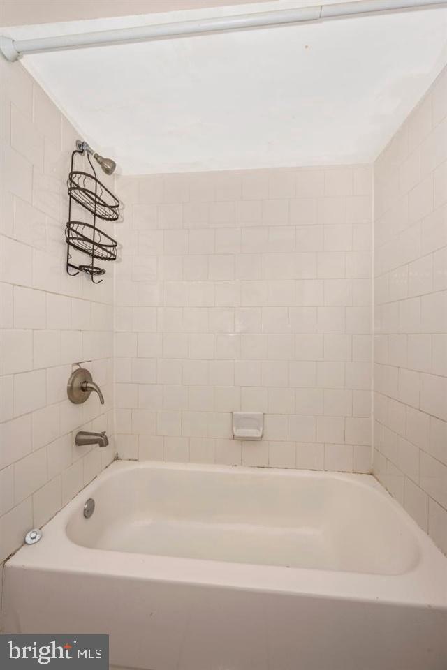 13921 Rippling Brook Drive Silver Spring, MD 20906 - Photo 35 of 47