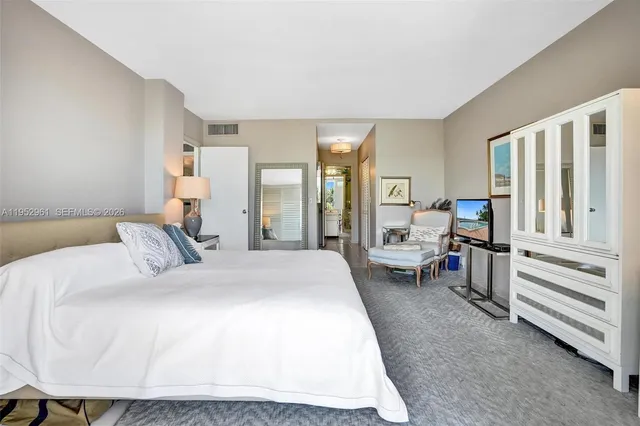 $630,000 | 2295 South Ocean Boulevard, Unit 505, Palm Beach, FL 33480