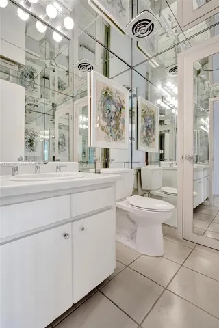 $630,000 | 2295 South Ocean Boulevard, Unit 505, Palm Beach, FL 33480