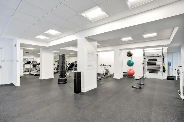 $630,000 | 2295 South Ocean Boulevard, Unit 505, Palm Beach, FL 33480