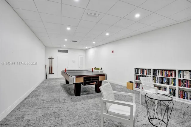 $630,000 | 2295 South Ocean Boulevard, Unit 505, Palm Beach, FL 33480