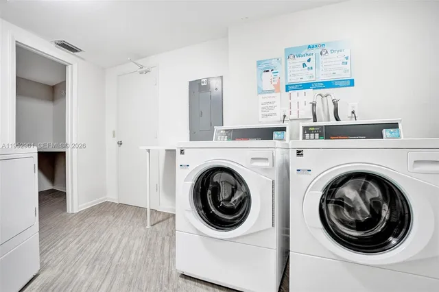 $630,000 | 2295 South Ocean Boulevard, Unit 505, Palm Beach, FL 33480