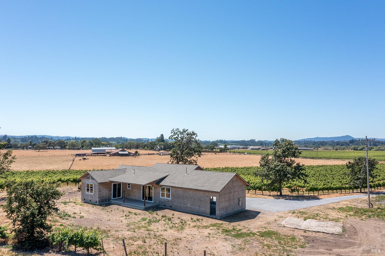 5726 Hall Road Santa Rosa, CA 95401 - Photo 8 of 27