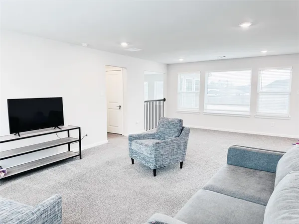 $4,000 | 22114 Palo Dura Lane, Tomball, TX 77375