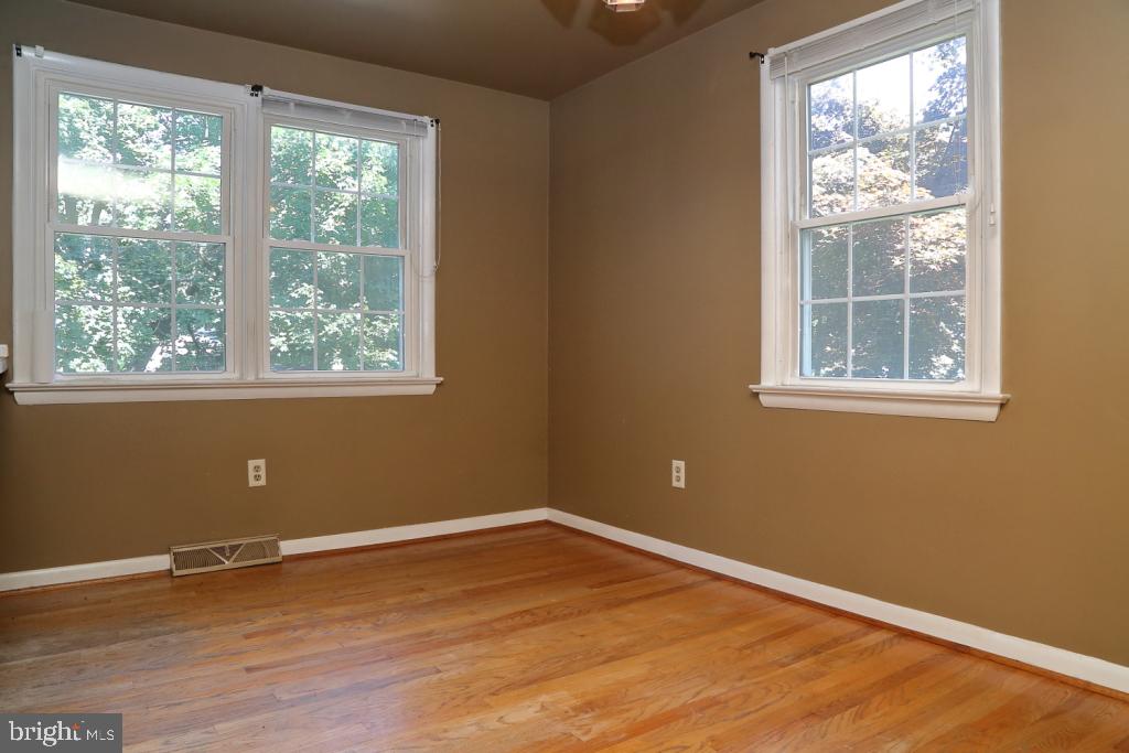 1745 Hemlock Road Lancaster, PA 17603 - Photo 15 of 27 Gallery Image 15