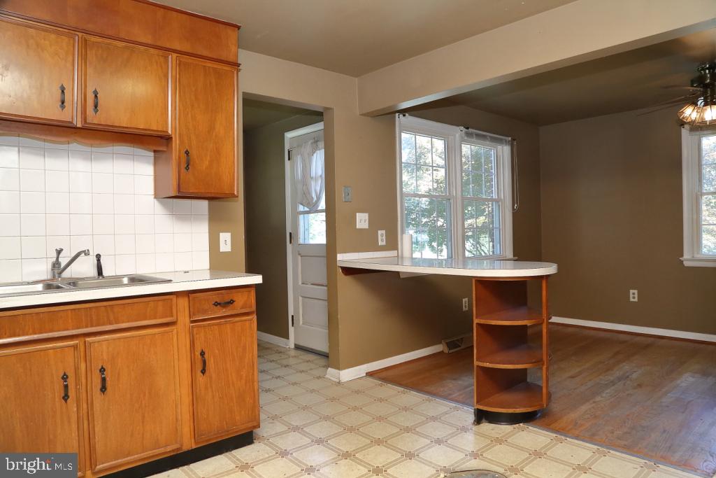 1745 Hemlock Road Lancaster, PA 17603 - Photo 20 of 27 Gallery Image 20