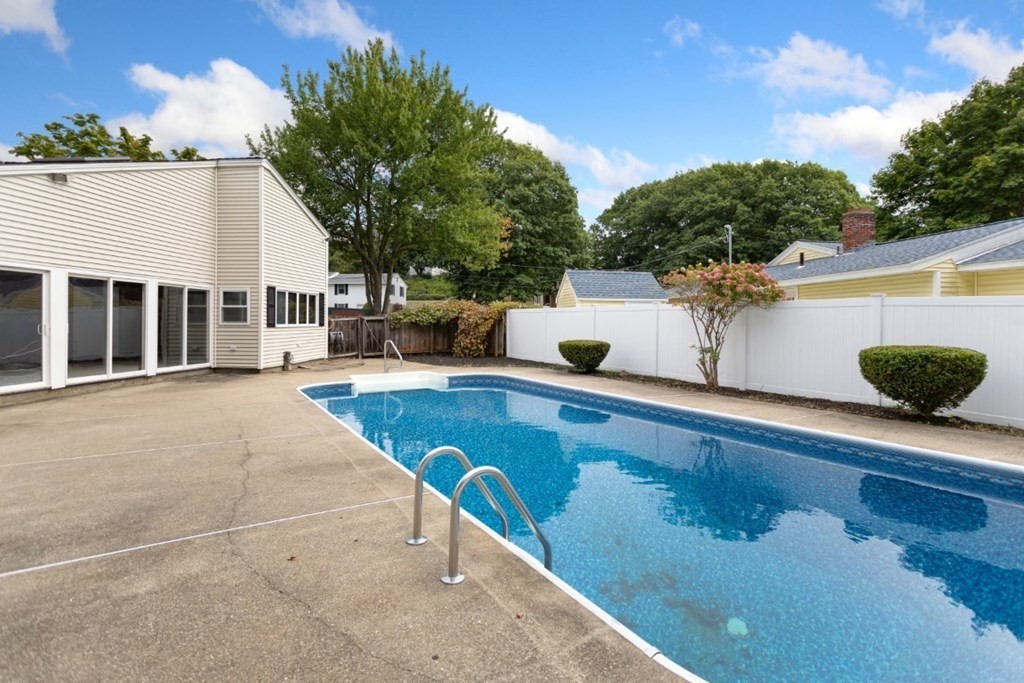 1 Oberlin Road Danvers, MA 01923 - Photo 26 of 28 Gallery Image 26