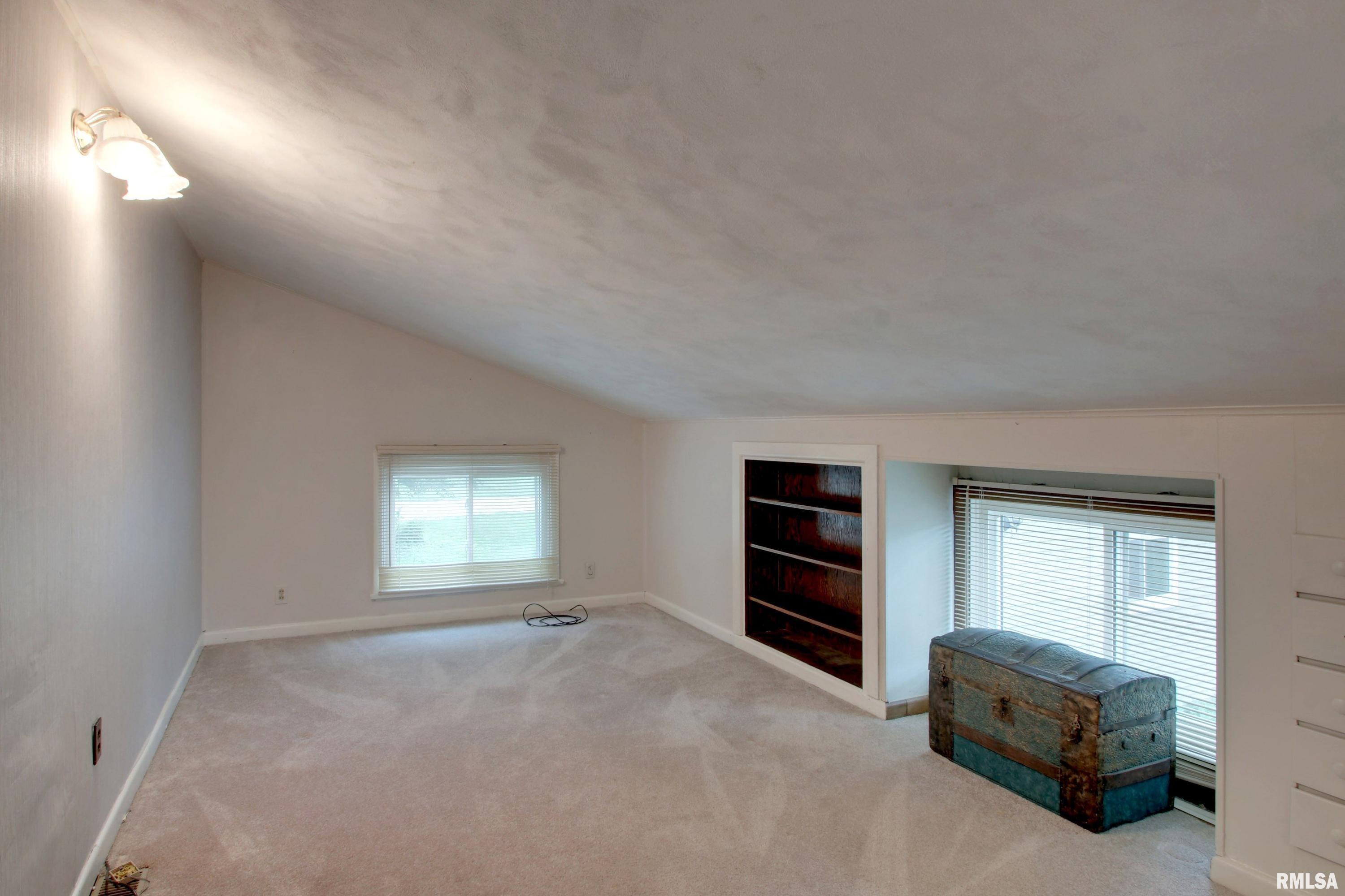 2313 Lyn Road Quincy, IL 62301 - Photo 13 of 22
