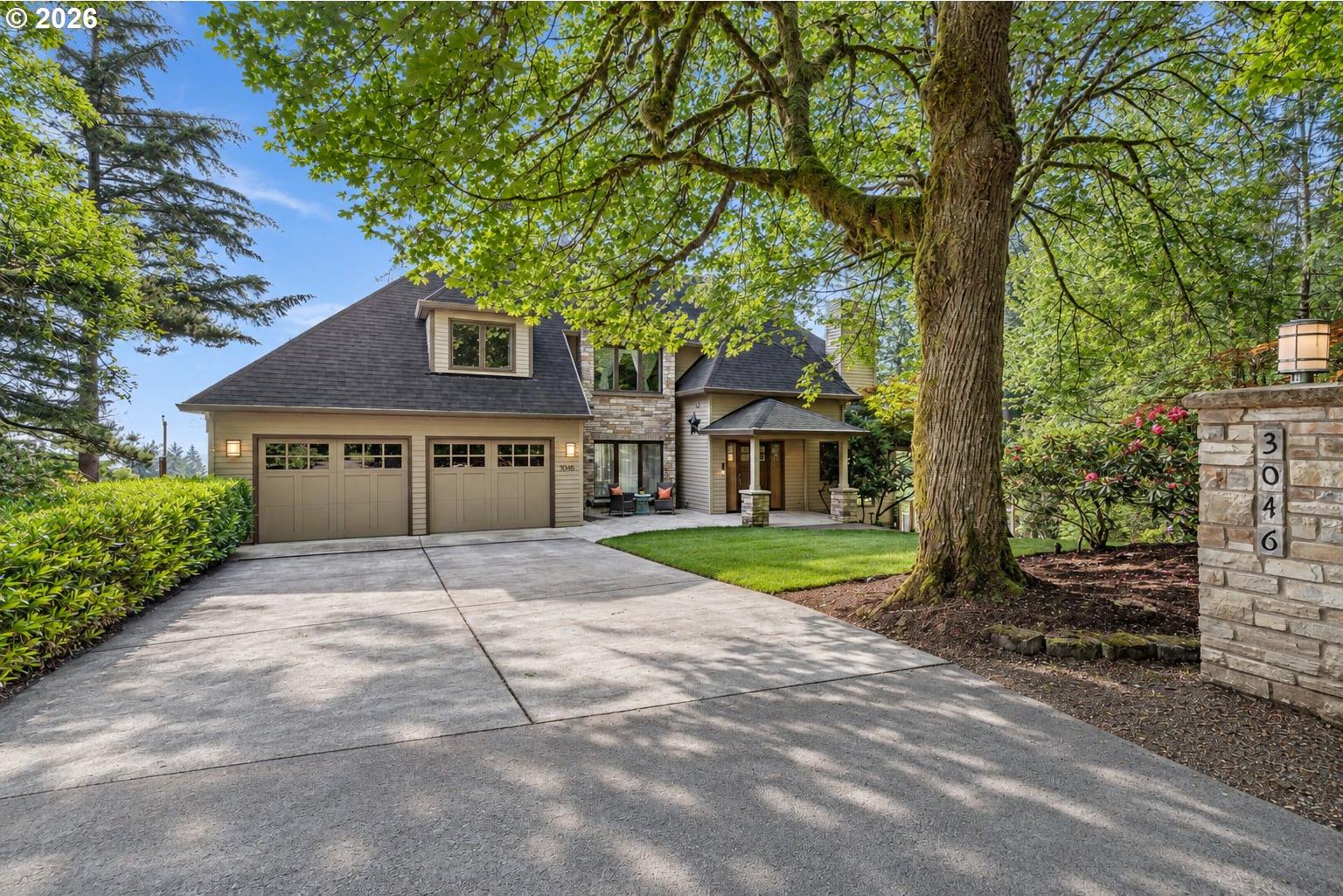 3046 Southwest Fairmount Boulevard Portland, OR 97239 - Photo 1 of 48 Gallery Image 1